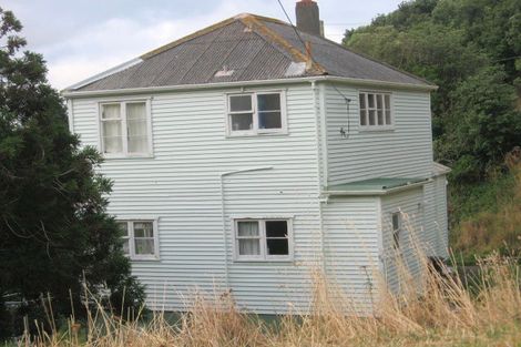 Photo of property in 39 Sidlaw Street, Strathmore Park, Wellington, 6022