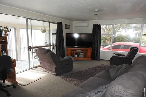 Photo of property in 6 Conifer Place, Te Puke, 3119