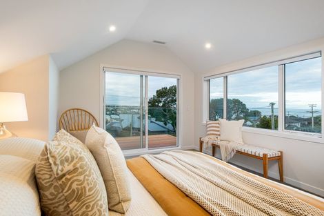 Photo of property in 26 Kowhai Road, Campbells Bay, Auckland, 0630