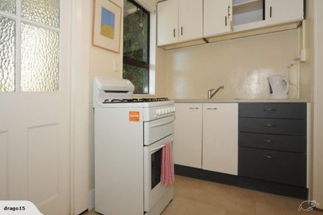 Photo of property in 77 Webb Street, Mount Cook, Wellington, 6011