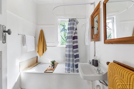 Photo of property in 51 Farnham Street, Mornington, Wellington, 6021