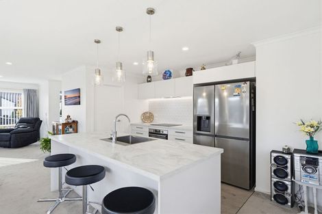 Photo of property in 35 Larissa Road, Halswell, Christchurch, 8025