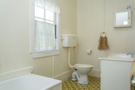 Photo of property in 20 Poihaere Street, Turangi, 3334