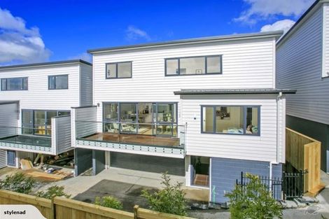 Photo of property in 7 Woodall Place, Totara Vale, Auckland, 0627