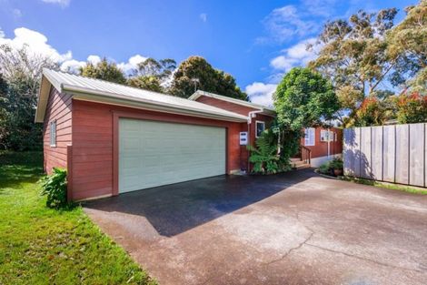 Photo of property in 13 Kinvig Place, Ranui, Auckland, 0612