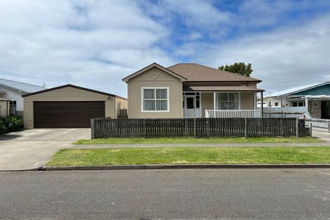 Photo of property in 11 Carnell Street, Napier South, Napier, 4110