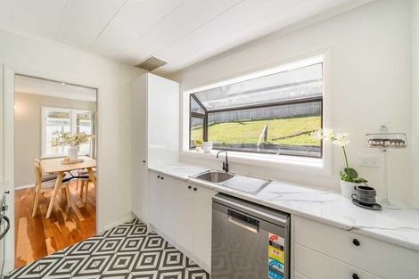 Photo of property in 71 Petrie Street, Wainuiomata, Lower Hutt, 5014