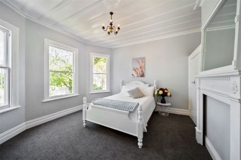 Photo of property in 17 Miranda Street, Stratford, 4332