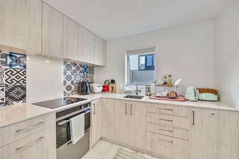 Photo of property in 3/21 Titoki Street, Te Atatu Peninsula, Auckland, 0610