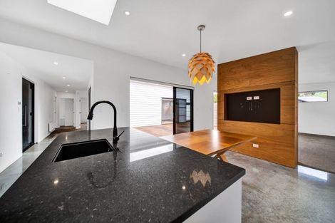 Photo of property in 41 Cyrus Street, Whalers Gate, New Plymouth, 4310