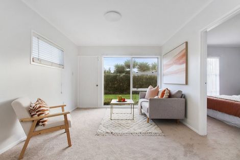 Photo of property in 2/11 Ripon Crescent, Meadowbank, Auckland, 1072