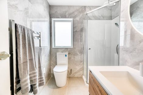 Photo of property in 21c Granville Drive, Massey, Auckland, 0614