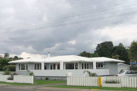 Photo of property in 24 The Esplanade, Omokoroa, 3114