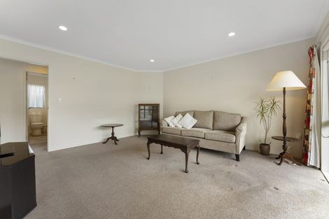 Photo of property in Rangeview Villas, 38/9 Fuller Close, Levin, 5510