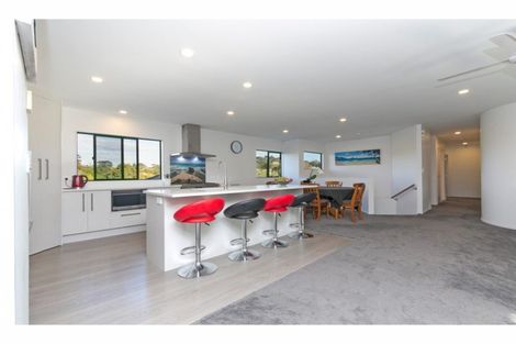 Photo of property in 16 Denehurst Drive, Waimauku, 0812