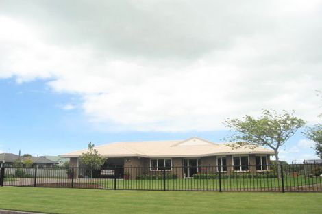 Photo of property in 30 Cowley Drive, Leamington, Cambridge, 3432