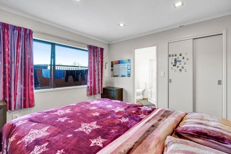 Photo of property in 5d James Drive, Bell Block, New Plymouth, 4312