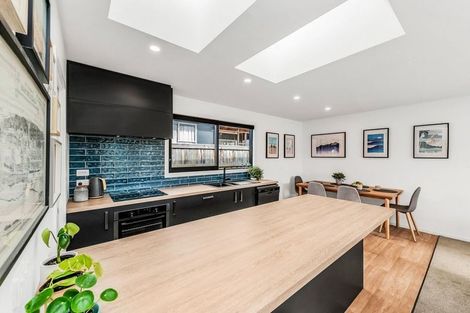 Photo of property in 5 Beach Crescent, Waikuku Beach, 7473