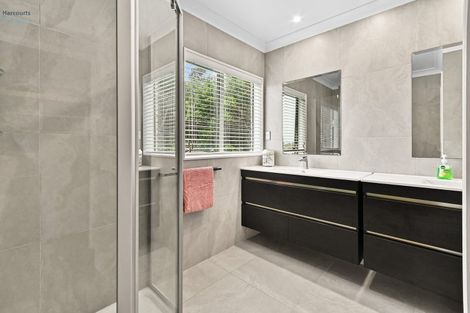 Photo of property in 114 Colombo Road, Waiuku, 2123