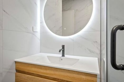 Photo of property in 5 Oopunga Road, Pukekohe, 2120