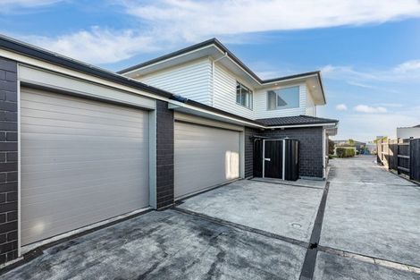Photo of property in 10 Omaka Place, Aotea, Porirua, 5024