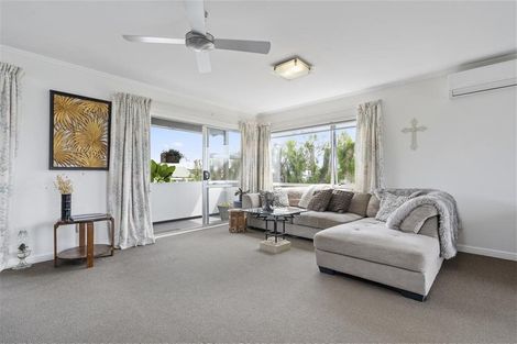 Photo of property in 116 Te Haumi Drive, Paihia, 0200