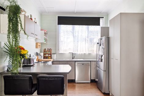 Photo of property in 12 Lyndhurst Street, Awapuni, Gisborne, 4010