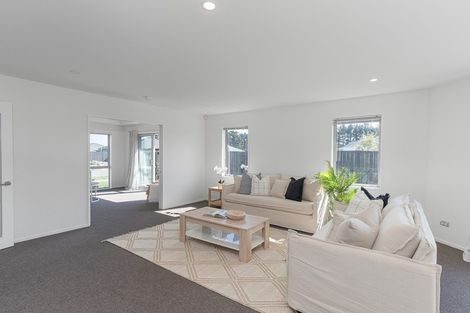 Photo of property in 37 Dunlops Crescent, Bottle Lake, Christchurch, 8083