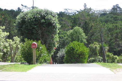 Photo of property in 32 Aberdeen Road, Campbells Bay, Auckland, 0620