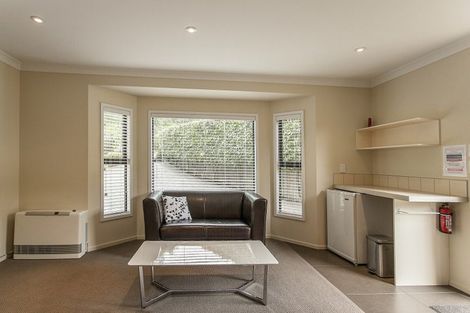 Photo of property in 5 Heather Place, Picton, 7220