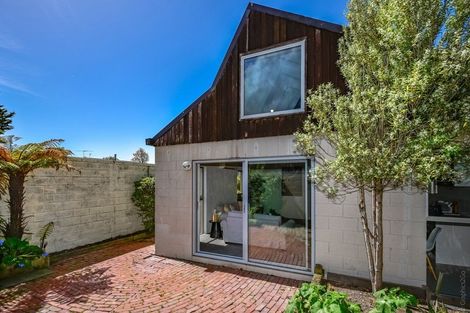 Photo of property in 2/61 Perth Street, Richmond, Christchurch, 8013