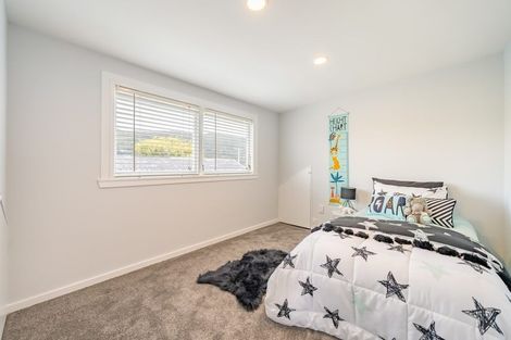 Photo of property in 15 Nile Street, Waterloo, Lower Hutt, 5011