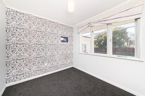 Photo of property in 11 Kent Crescent, Awapuni, Palmerston North, 4412