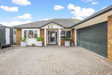 Photo of property in 81 Waimahia Avenue, Weymouth, Auckland, 2103