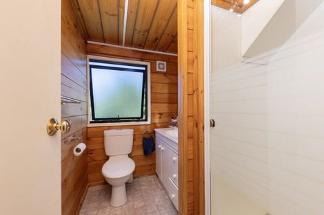 Photo of property in 14 Muscat Place, Henderson, Auckland, 0612