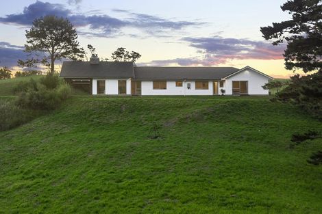 Photo of property in 132b Dormer Road, Waitoki, Helensville, 0875
