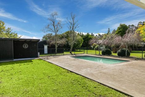 Photo of property in 101 Old Railway Road, Kumeu, 0892