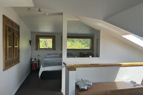 Photo of property in 1/62 Roseneath Terrace, Roseneath, Wellington, 6011