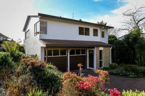 Photo of property in 12 Sequoia Grove, Merrilands, New Plymouth, 4312