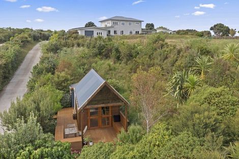 Photo of property in 335 Wainui Road, Raglan, 3297