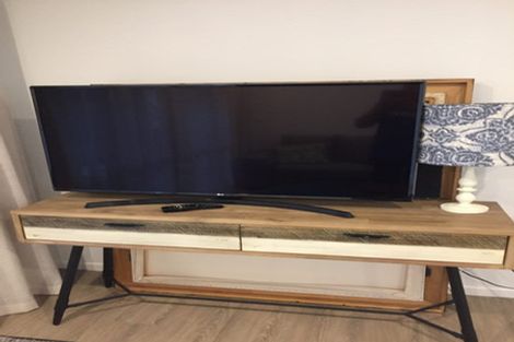 Photo of property in 1/60 Hepburn Road, Glendene, Auckland, 0602