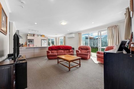 Photo of property in 4 Waitaua Street, Papakura, 2110