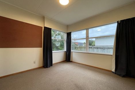 Photo of property in 1a Wood Street, Takaro, Palmerston North, 4410