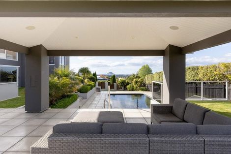 Photo of property in 98 Waikite Road, Welcome Bay, Tauranga, 3175