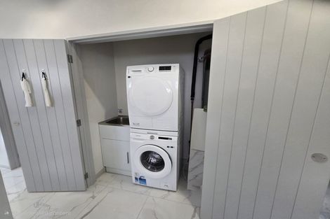 Photo of property in 15 Rongomai Street, Helensville, 0800