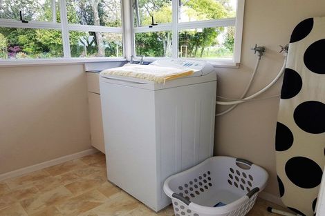 Photo of property in 59 Mcleavey Road, Ohau, Levin, 5570