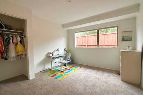 Photo of property in 12 Craigavon Drive, East Tamaki, Auckland, 2013