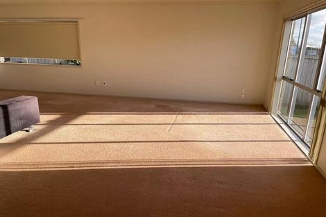 Photo of property in 48 Seamount Drive, Red Beach, 0932