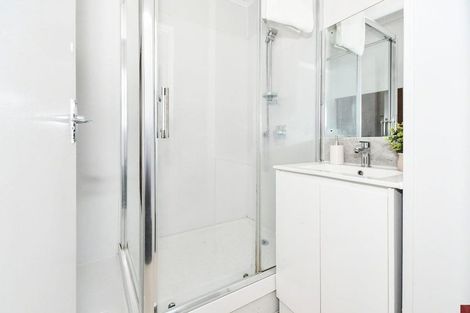 Photo of property in 4/12 Reagan Road, Manukau, Auckland, 2025