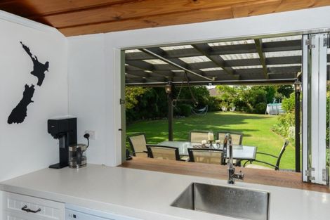 Photo of property in 204 Davis Street, Saint Leonards, Hastings, 4120